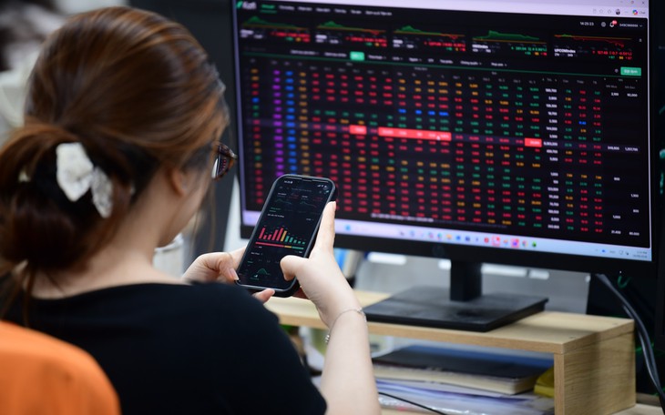 Chứng khoán 25-9: Dự báo tín hiệu VN-Index xuất hiện nhịp hồi kỹ thuật  - Ảnh 4.