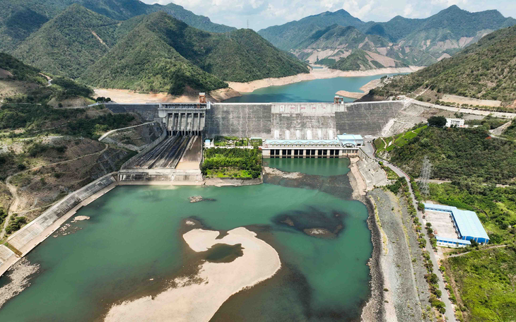 El Nino rất mạnh gây hạn hán, thiếu nước ở vùng miền thế nào? - Ảnh 2.