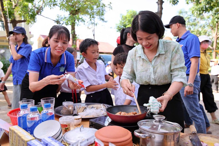 Vinamilk mang mùa Trung thu giàu trải nghiệm đến với trẻ em  - Ảnh 3.