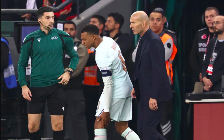 HLV Zidane đón liên tiếp tin vui rồi tin buồn trong trận ra mắt tuyển Pháp - Ảnh 2.