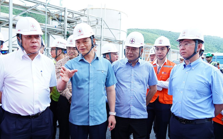 Chủ tịch Quốc hội Trần Thanh Mẫn: Phân cấp nhưng không được dẫn tới phân tán trách nhiệm - Ảnh 4.