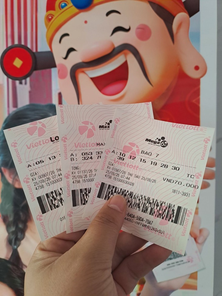 Chỉ khác một số, 68 vé hụt Jackpot Vietlott hơn 110 tỉ đồng - Ảnh 2.