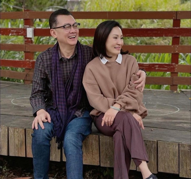 Hữu Châu - Hồng Đào: 45 năm thâm tình và 'đặc quyền' nạt nộ  - Ảnh 3.