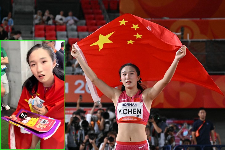 Vừa phá kỷ lục Asiad, cô gái xinh đẹp được tặng… sách luyện thi đại học - Ảnh 1.
