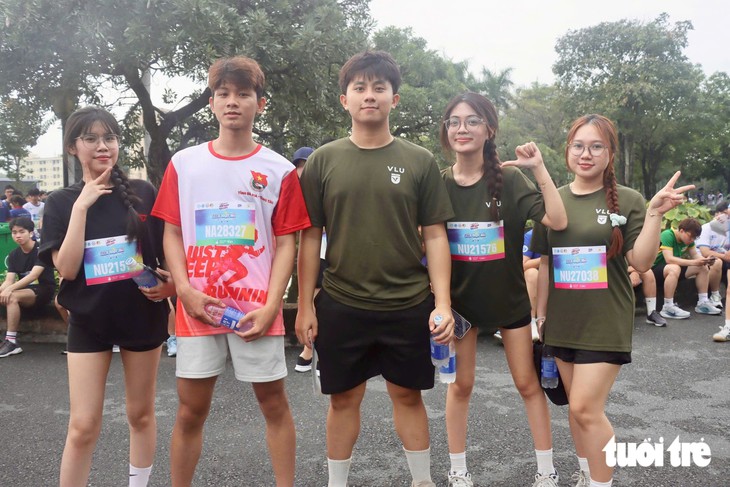 Tân sinh viên TP . HCM trải nghiệm kết nối tại ngày hội chào đón năm học mới 2026 - Ảnh 3.
