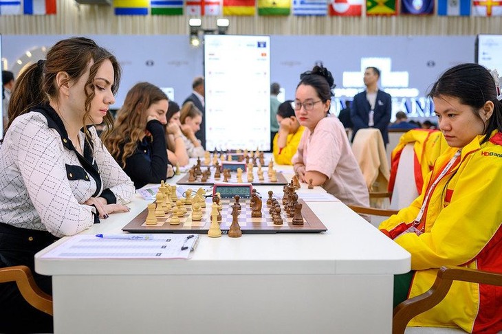 Tuyển nữ cờ vua Việt Nam bay cao tại giải Olympiad - Ảnh 1.