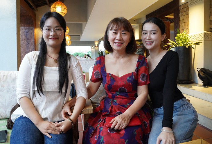 Hội tụ 80 nhà hảo tâm xứ Quảng: Không chỉ trao học bổng, còn nuôi nhiều tân SV nghèo hết bậc đại học - Ảnh 5.