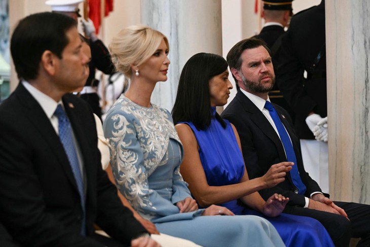 Ivanka Trump diện váy nhà mốt Trung Quốc đón tiếp ông Tập Cận Bình - Ảnh 5.