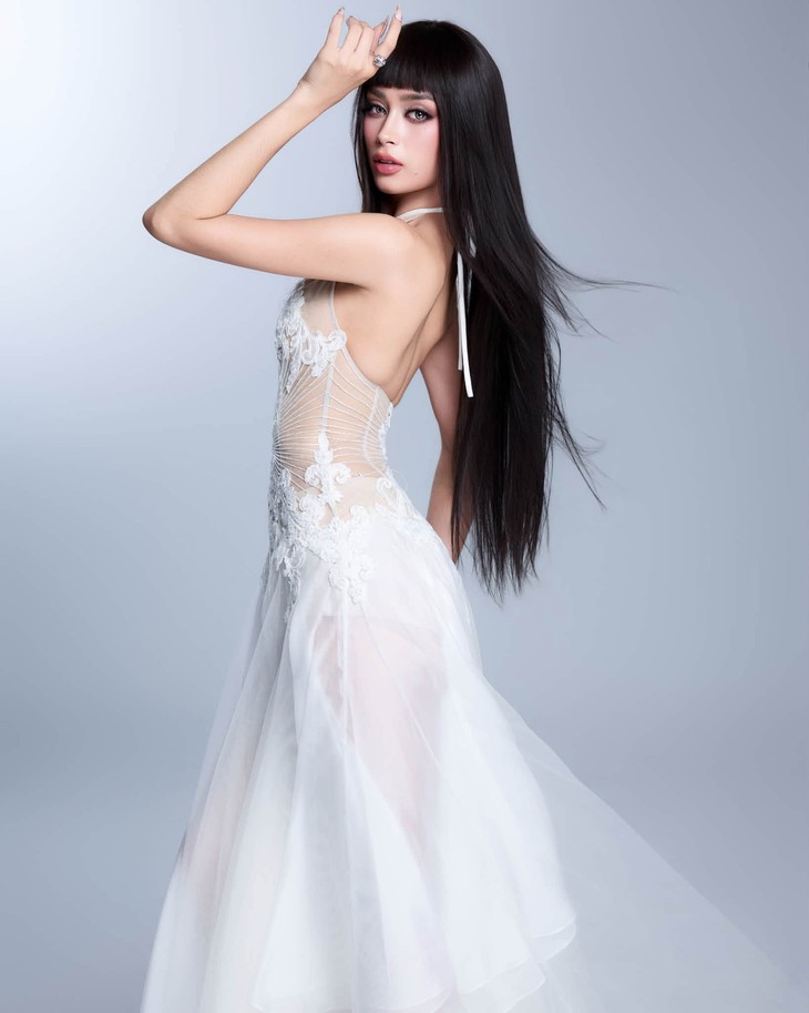 ‘Vinh quy bái Tổ’ gần 20kg theo Emoura Phạm đến Miss Grand International - Ảnh 6.