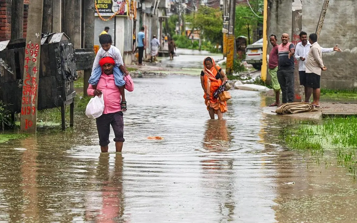 Xuất hiện kỳ tích tiếp thêm hy vọng sau 37 ngày lũ bùn Nepal - Ảnh 3.