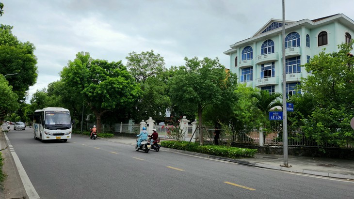 Ba nhà đầu tư nộp hồ sơ, khu đất vàng ven sông Hương chưa thể đấu giá - Ảnh 2.