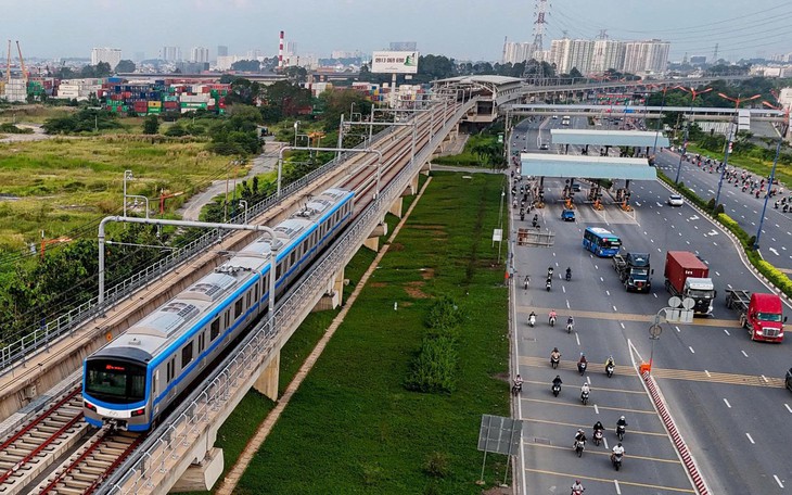 Phó chủ tịch Trương Minh Huy Vũ: TP.HCM có nhiều cơ sở đảm bảo tăng trưởng 2 con số trong quý 4 - Ảnh 3.