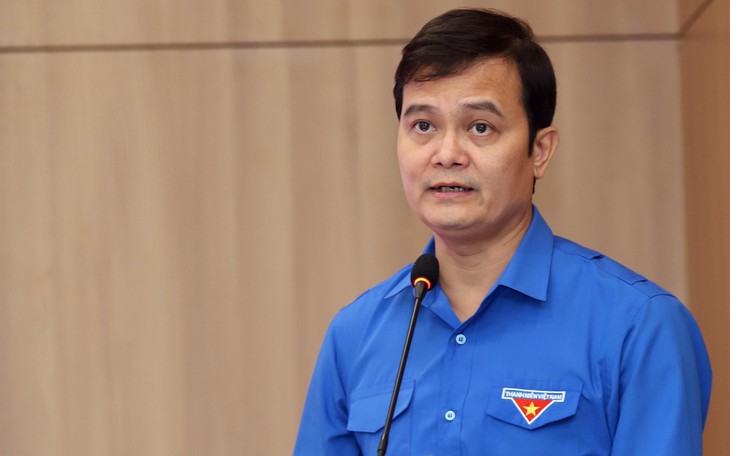 Vá một ổ gà, góp thêm một phần an toàn cho người dân - Ảnh 7.