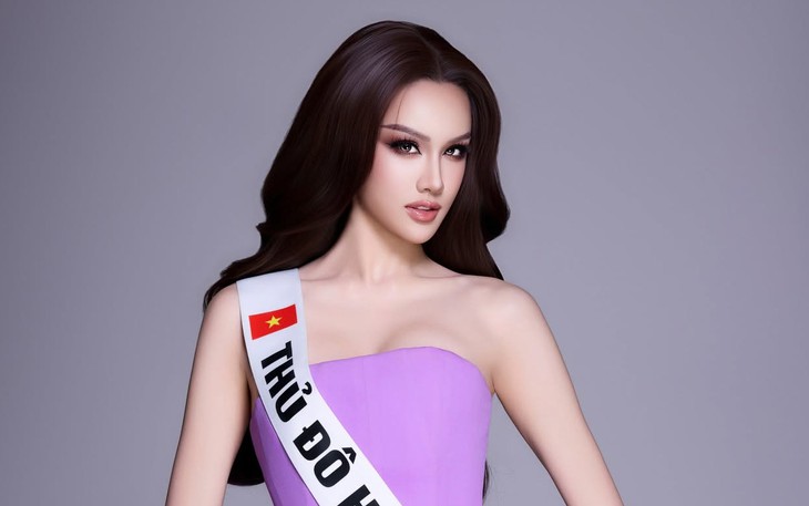 Người đẹp Miss Universe Vietnam 2026 mặc áo xám, khán giả liên tưởng công nhân tan ca - Ảnh 4.