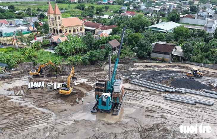 Nút giao đường Rừng Sác, quốc lộ 50 với cao tốc Bến Lức - Long Thành thi công “thần tốc” từ 7-12 tháng - Ảnh 9.
