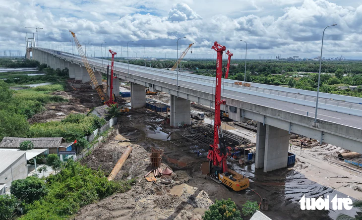 Nút giao đường Rừng Sác, quốc lộ 50 với cao tốc Bến Lức - Long Thành thi công “thần tốc” từ 7-12 tháng - Ảnh 4.
