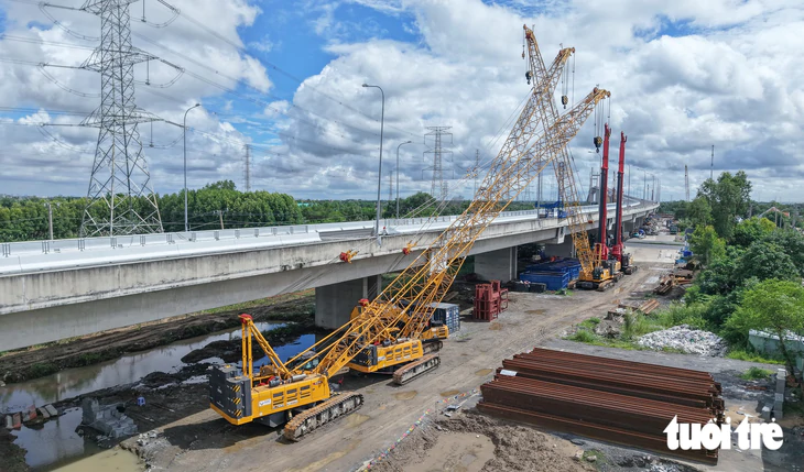 Nút giao đường Rừng Sác, quốc lộ 50 với cao tốc Bến Lức - Long Thành thi công “thần tốc” từ 7-12 tháng - Ảnh 5.