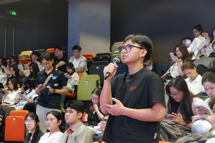 Đừng vội tin, hãy kiểm chứng trước khi chia sẻ - người trẻ làm chủ thông tin trên không gian mạng - Ảnh 2.