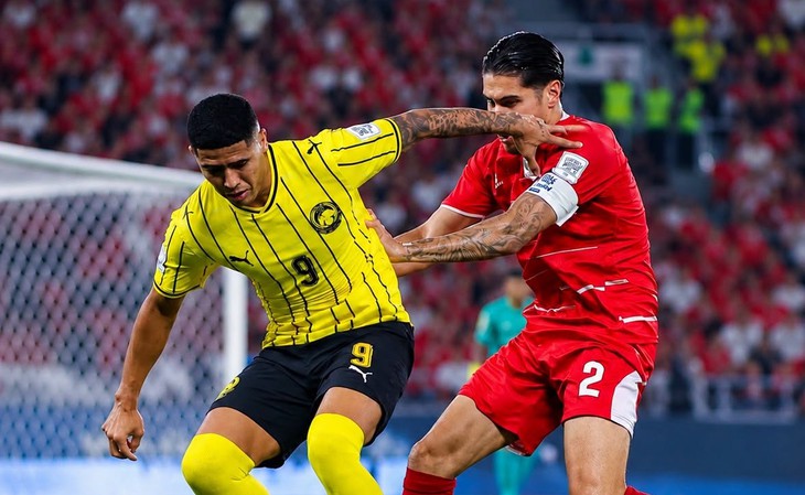 CĐV Đông Nam Á: "Indonesia dùng toàn hàng Hà Lan nhưng lối đá vẫn y hệt xưa" 3 - Ảnh 1.