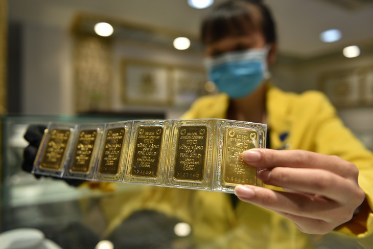 Ông Trump bác đề xuất mở lại eo biển Hormuz, giá vàng giảm về gần ngưỡng 4.100 USD/ounce - Ảnh 2.