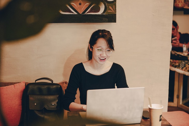 Giá laptop, máy tính bảng tăng, FE CREDIT tung loạt ưu đãi mùa tựu trường - Ảnh 1.