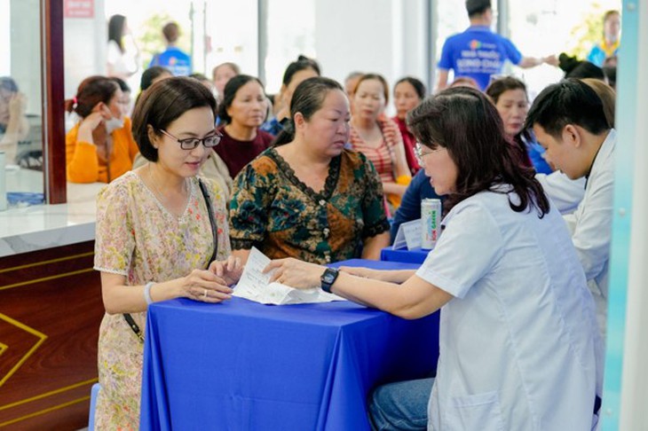 Chuỗi nhà thuốc đầu tiên hiện diện tại đặc khu Côn Đảo: Long Châu tầm soát ung thư miễn phí - Ảnh 4.