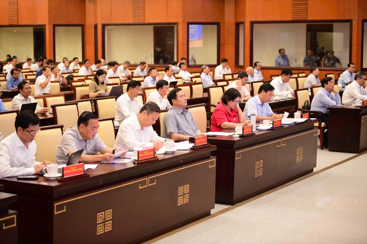 TP.HCM đặt mục tiêu hình thành rõ mô hình đô thị đa cực, đa trung tâm, phát triển mạnh hệ thống hạ tầng liên vùng  - Ảnh 2.