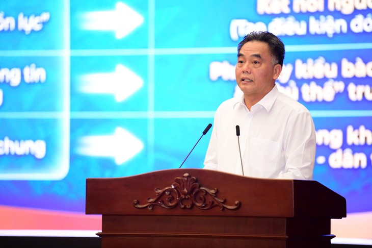 TP.HCM đặt mục tiêu hình thành rõ mô hình đô thị đa cực, đa trung tâm, phát triển mạnh hệ thống hạ tầng liên vùng  - Ảnh 1.