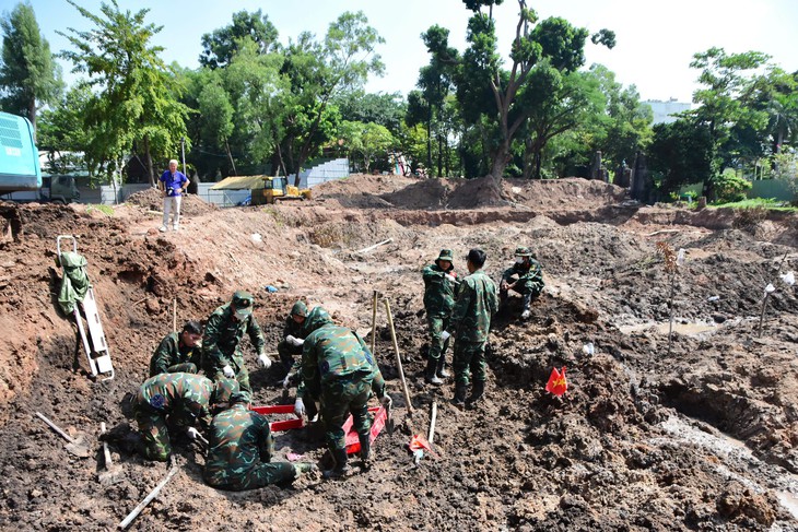 Phát hiện 672 hài cốt liệt sĩ sau hơn 3 tháng tìm kiếm ở công viên Lê Thị Riêng - Ảnh 3.