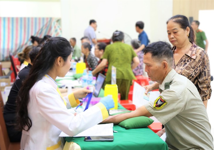 Hà Tĩnh tiếp tục rà soát, thu nhận mẫu ADN thân nhân liệt sĩ đợt 2 trong 4 ngày - Ảnh 1.