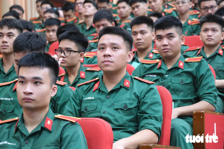 Học viện Kỹ thuật quân sự đào tài năng theo hướng 'tinh hoa, cá thể hóa' - Ảnh 2.