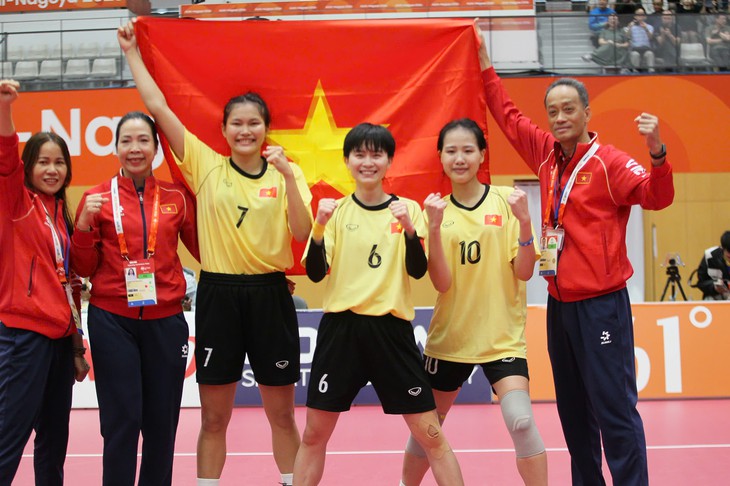 Tấm huy chương vàng Asiad cách 20 năm của cầu mây Việt Nam - Ảnh 1.
