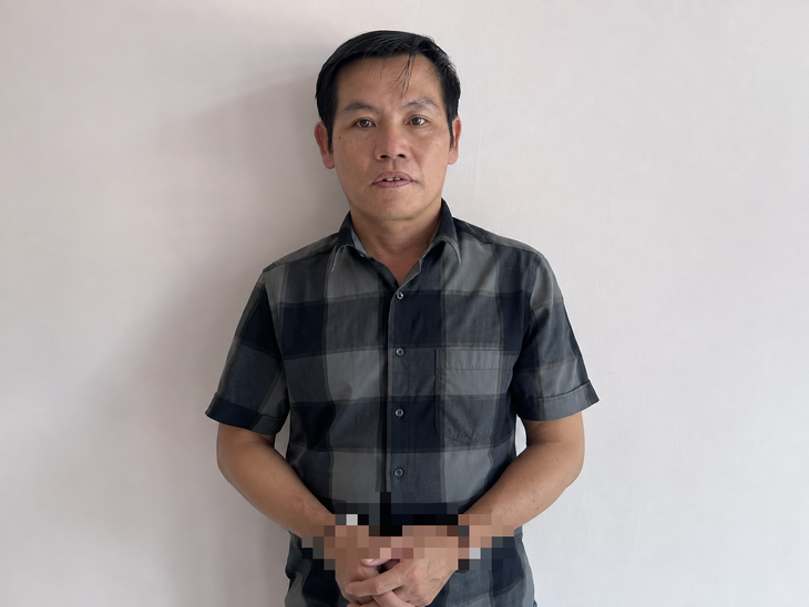 Công an TP.HCM bắt nhóm người dùng đá cuội giả làm ‘đá thiên thạch’ để lừa đảo - Ảnh 2.