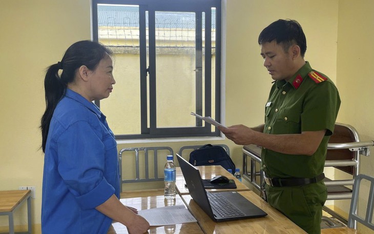 Đồng Tháp triệt phá đường dây mua bán hóa đơn khủng, hàng trăm công ty ma - Ảnh 3.