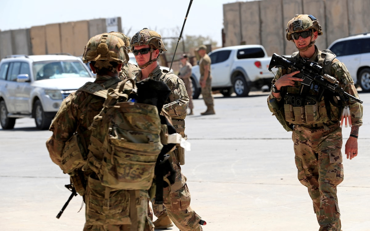 Iraq tuyên bố "Ngày Chủ quyền" sau khi Mỹ chính thức rút toàn bộ quân - Ảnh 2.