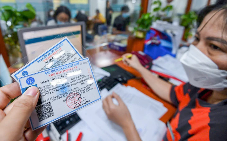 BHXH TP.HCM hướng dẫn gia hạn thẻ BHYT năm 2027 - Ảnh 1.
