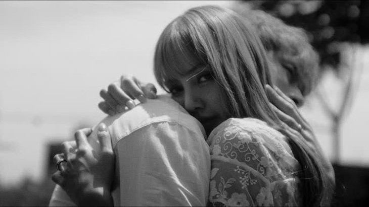 Chiến thắng tại VMAs 2026 của Lisa BlackPink bị nghi ngờ - Ảnh 3.