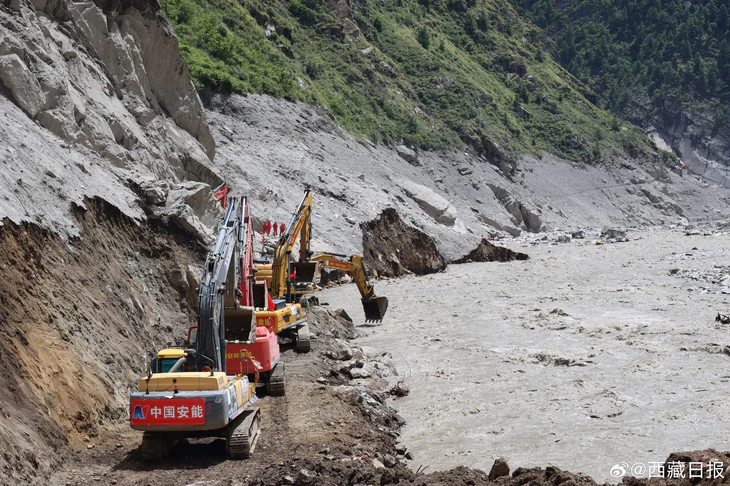 Lũ quét biên giới Nepal - Trung Quốc - Ảnh 1.