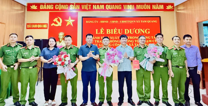 Khởi tố 3 bị can thuê ô tô 5 chỗ bắt trộm 17 con dê - Ảnh 2.