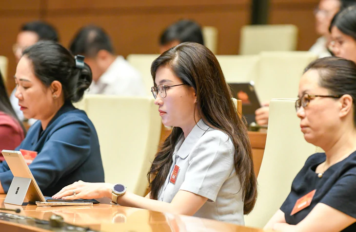 Ông Nguyễn Thanh Nghị: Ưu tiên phát triển hai cực tăng trưởng lớn nhất nước là vùng đô thị Hà Nội và TP.HCM - Ảnh 3.