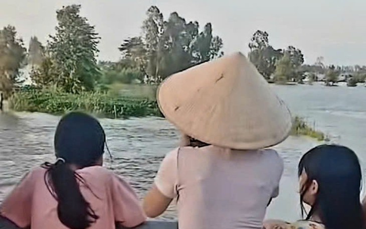 2 bà bán hải sản chết đuối tại bãi biển Hòn Rơm - Mũi Né - Ảnh 2.