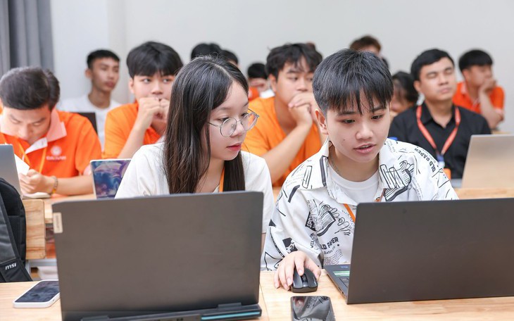Trường đại học được tự quyết tuyển sinh, mở ngành, tuyển dụng giảng viên - Ảnh 2.