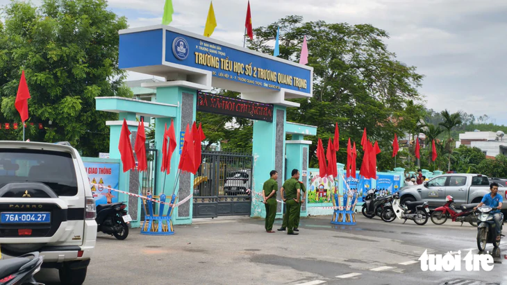 Vụ thầy hiệu phó thiệt mạng trong vụ cháy ở trường: Chưa xác định nguyên nhân tử vong - Ảnh 1.