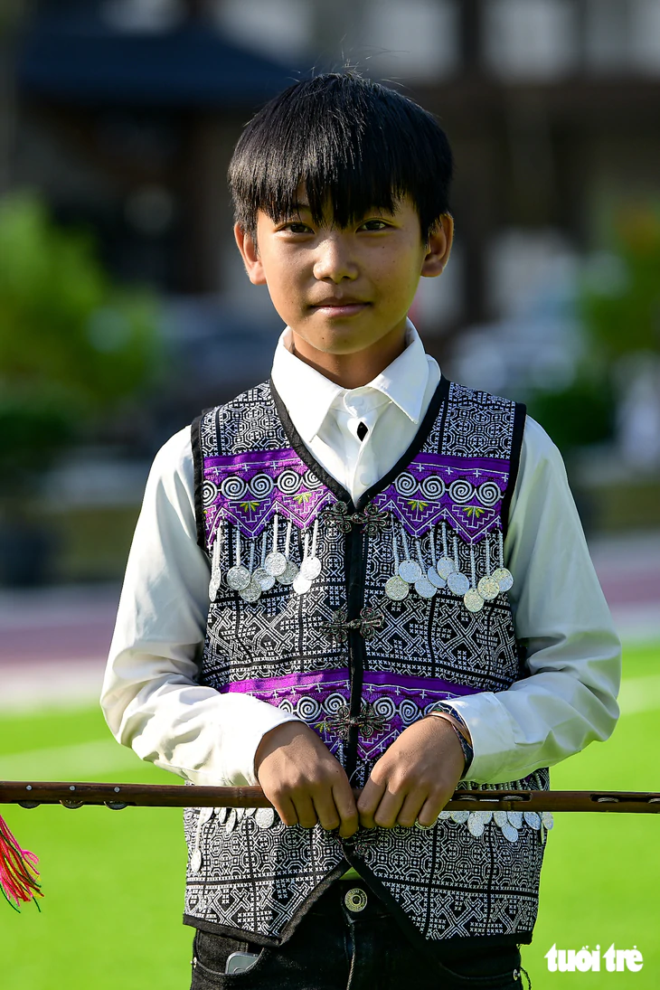 Hình ảnh ngôi trường mang sắc màu dân tộc Mông, Dao ở vùng biên Lào Cai trước ngày khai giảng - Ảnh 9.