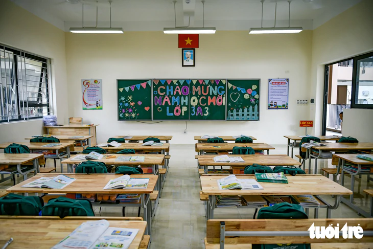 Hình ảnh ngôi trường mang sắc màu dân tộc Mông, Dao ở vùng biên Lào Cai trước ngày khai giảng - Ảnh 14.