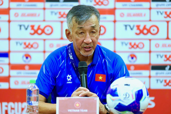 HLV U20 Việt Nam: 'Chừng nào còn hy vọng, chúng tôi sẽ chiến đấu đến cùng' - Ảnh 1.
