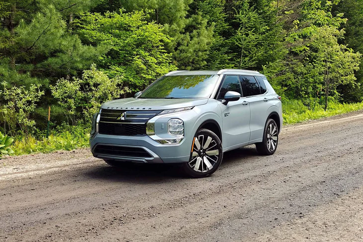 Mitsubishi Outlander đời mới chốt về Việt Nam ngay năm 2026, dùng động cơ hybrid cạnh tranh Honda CR-V - Ảnh 1.
