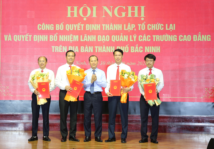 Bắc Ninh sáp nhập 10 trường cao đẳng, trung cấp xuống còn 4 trường - Ảnh 1.