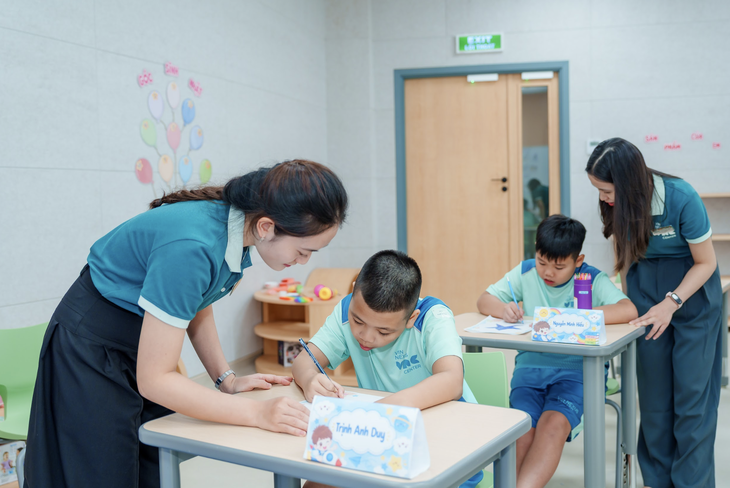 Vin Nexus Center: Trường học hạnh phúc hình trái tim và những gam màu rất 'lạ' - Ảnh 4.