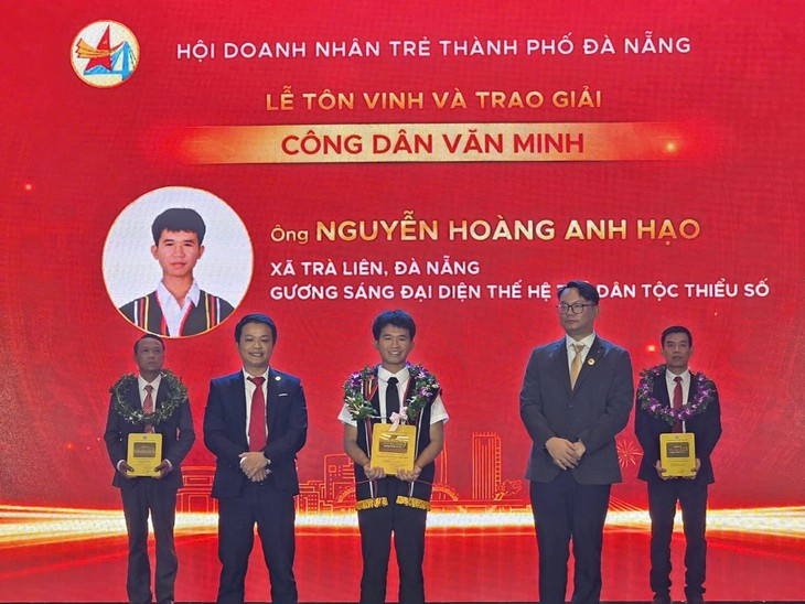Người trẻ tuổi nhất được vinh danh 'Vì một Đà Nẵng - Thành phố Tử tế' năm 2026 - Ảnh 6.